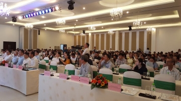 Hội thảo “Thương mại điện tử – Giải pháp tạo bứt phá cho doanh nghiệp” tại Bến Tre thu hút gần 400 đại biểu tham dự