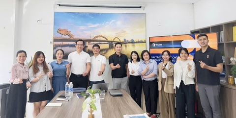Chuỗi hoạt động CSR VECOM: Thăm và làm việc với các DN Công nghệ miền Trung