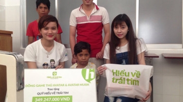Đại diện Teamobi đến Bệnh viện tim Tâm Đức thăm bé