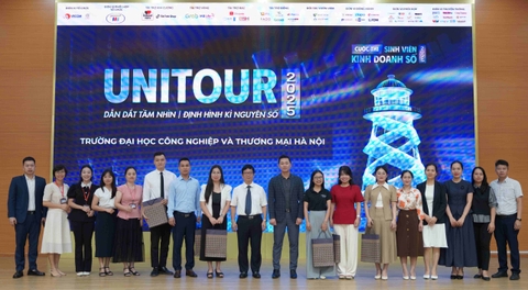 Unitour 2025 ghi dấu ấn tại Trường Đại học Công nghiệp và Thương mại Hà Nội