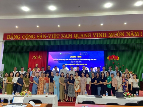TỔNG KẾT ĐÀO TẠO TMĐT TẠI TRƯỜNG CAO ĐẲNG THƯƠNG MẠI (ĐÀ NẴNG)