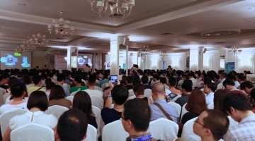 Vietnam Mobile Day 2016 tại Hà Nội thu hút hàng ngàn khách tham dự