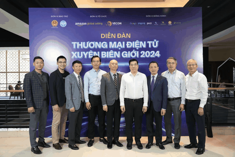 Expanding online export roadmap for Vietnamese businesses at Cross-border E-commerce Forum (VOIEF) 2024