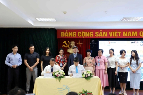 VECOM accompanies the Vietnam Women’s Academy in digital human resource training