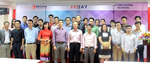 Hai Phong Enterprises with Online Shopping Day 2016