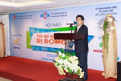 Workshop on Optimizing Websites for Mobile in Can Tho on May 22, 2015