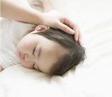 Chăm sóc đầu và tóc bé Chăm sóc đầu và tóc bé