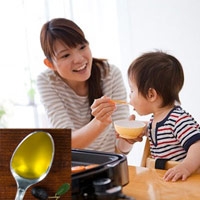 “Cân” các loại dầu ăn cho vào cháo bột “Cân” các loại dầu ăn cho vào cháo bột