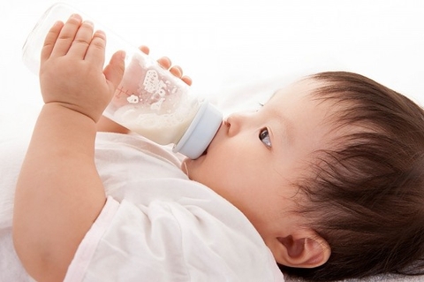 Sự khác biệt giữa các loại sữa công thức mẹ cần biết Sự khác biệt giữa các loại sữa công thức mẹ cần biết