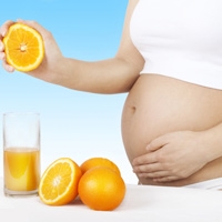 Cam giúp da mẹ trắng hồng, con đủ chất Cam giúp da mẹ trắng hồng, con đủ chất