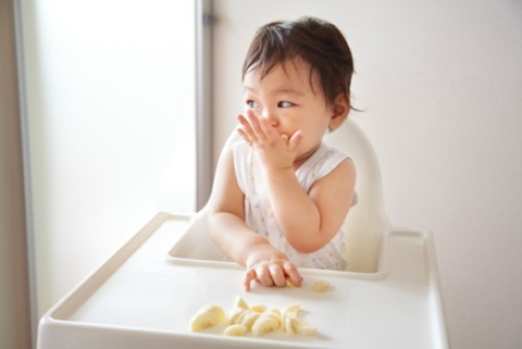 5 nguyên tắc trên bàn ăn bạn nên dạy con 5 nguyên tắc trên bàn ăn bạn nên dạy con