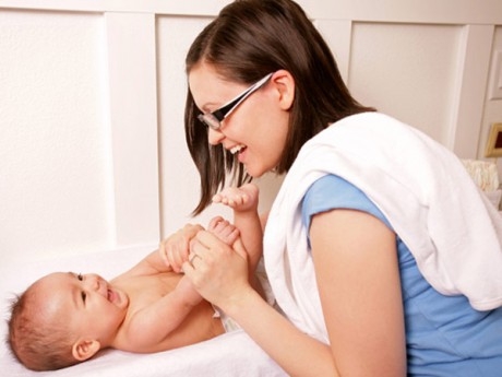 7 bước thay tã cho bé 7 bước thay tã cho bé