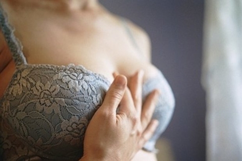 Tại sao bị đau ngực khi mang thai?