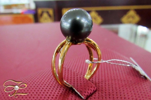 Đẹp lôi cuốn với nhẫn ngọc trai đen