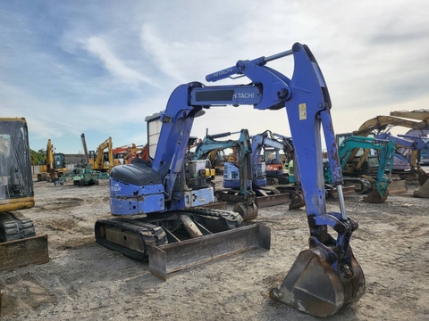 Hitachi EX55UR-3-05823