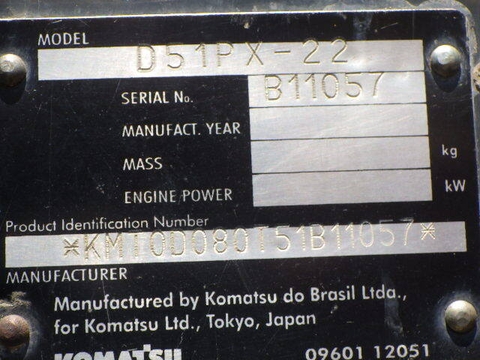Máy ủi bánh xích hiệu komasu D51PX-22-11057