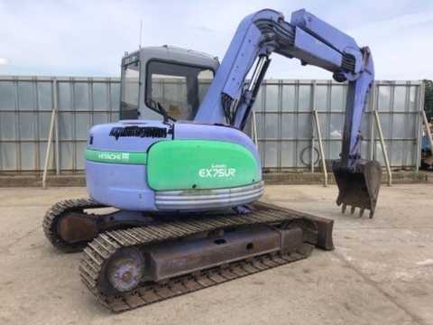 Máy xúc đào EX75UR-3-11429