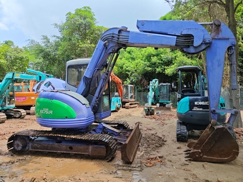 Máy xúc đào EX75UR-3-11429