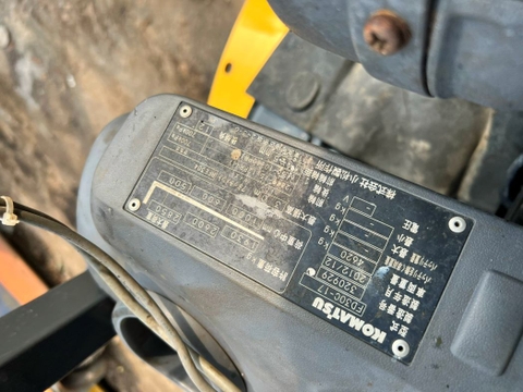 Xe nâng 3 tấn số sàn gật gù Koamtsu FD30C-17-320929