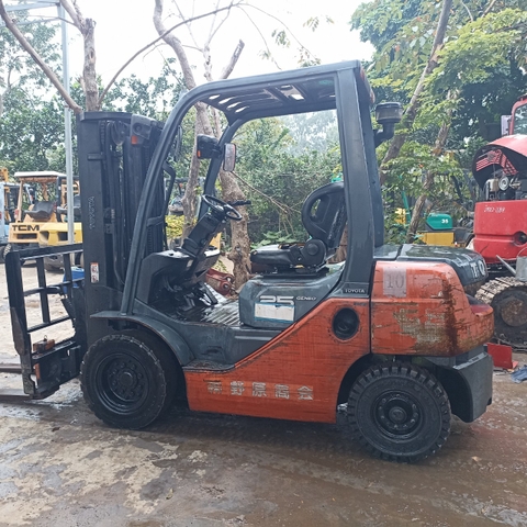 Toyota 52-8fd25- 31799