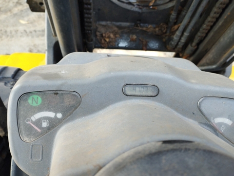 Komatsu FD25T-17-325304