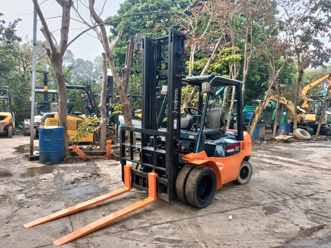 Toyota 7FD25-25819