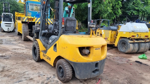 KomatsuFD35AT-17/M231-330471