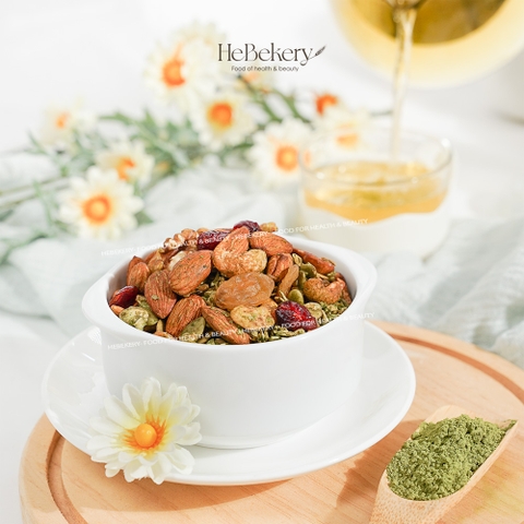 Granola Truly Healthy Vị Matcha HEBEKERY by HEBE - Ngũ Cốc Dinh Dưỡng Lành Mạnh Tự Nhiên