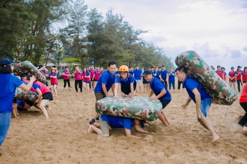 TEAM BUILDING BÃI BIỂN