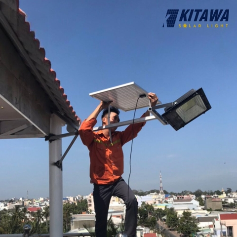 Hướng dẫn bảo trì đèn năng lượng mặt trời cho khu công nghiệp