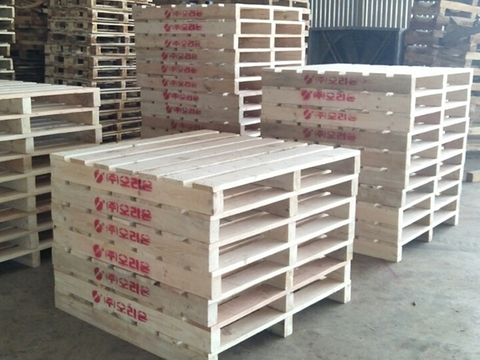 Pallet kê hàng trong kho