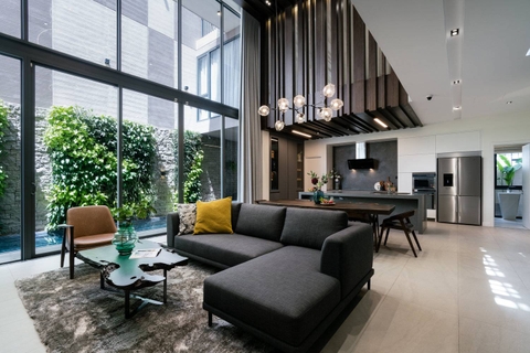 Những mẫu đèn thả thông tầng dành cho không gian phòng khách