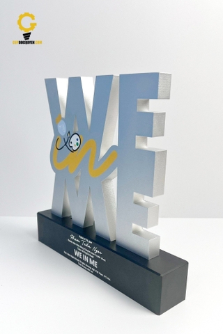 mẫu cúp vinh danh kim loại đẹp