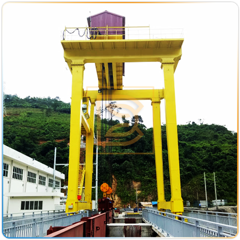 Cổng trục chân dê 50 Tấn