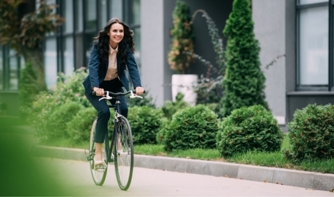 Bí kíp giúp bạn đạp xe đi làm thoải mái và an toàn nhất