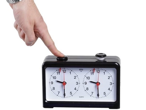 Đồng hồ chơi cờ vua cờ tướng có những ưu điểm gì?