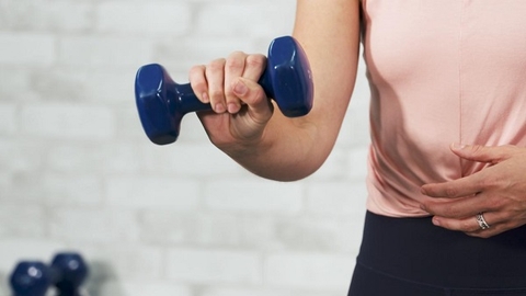 Muốn cổ tay to khỏe hiệu quả hãy áp dụng ngay bài tập tạ sau