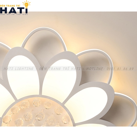 Đèn ốp trần led Tora 8 cánh