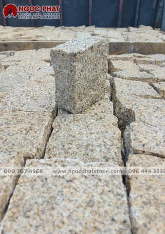 Đá Chẻ - Đá Tẩy Granite Cube 10x10