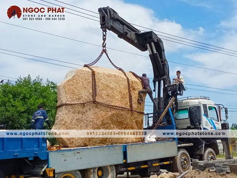 Bảng hiệu đá tự nhiên - Khu đô thị Bắc Long Xuyên