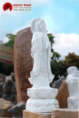 Tượng Phật Quan Thế Âm Bồ Tát Có Hào Quang