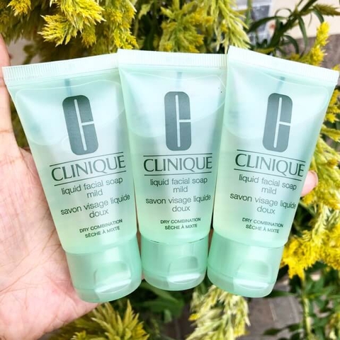 Sữa rửa mặt Clinique Liquid Facial Soap Mild