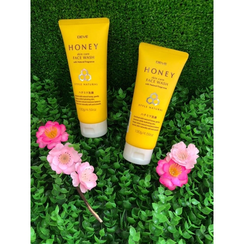 Sữa Rửa Mặt Chiết Xuất Mật Ong Deve Nhật Bản 130g