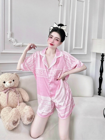 Đồ ngủ Pijama hàng hiệu dáng ngắn lụa cao cấp hottrent Hồng phối viền trắng DN349240