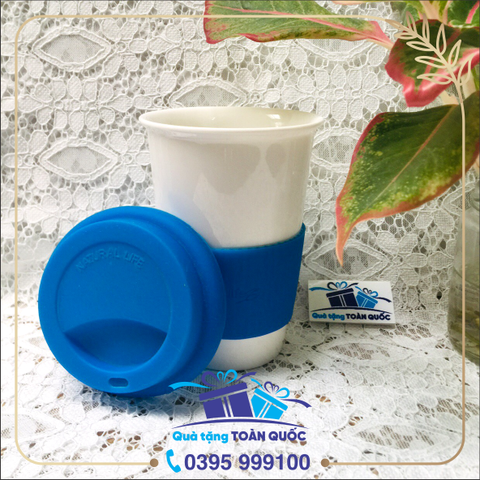 Cốc sứ nắp silicon xanh coban 37