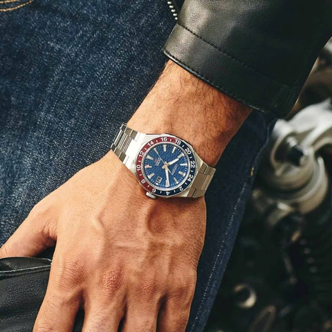 Citizen series 8 880 gmt NB6030-59L