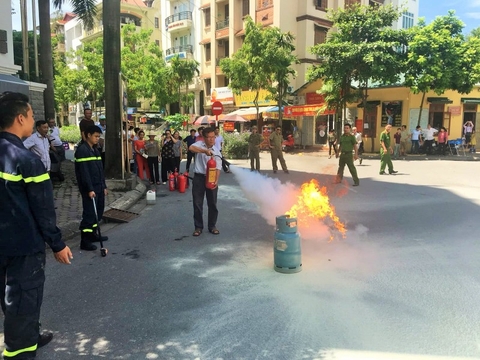 Đề xuất giao bảo vệ tổ dân phố tham gia chữa cháy