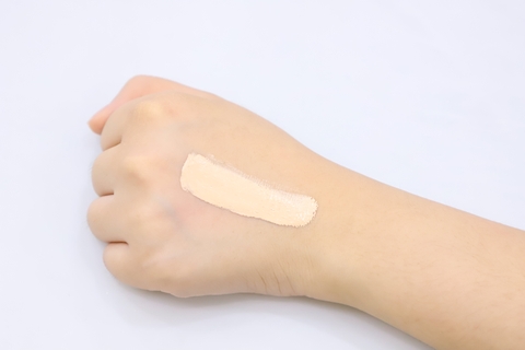 [ Nhập mã BBCREAM] (DATE T6/2024)  Kem Nền Trang Điểm BB Cream Che Khuyết Điểm Mỏng Nhẹ Chiết Xuất Ốc Sên PEKAH - PEKAH Rebirth Black Snail BB Cream