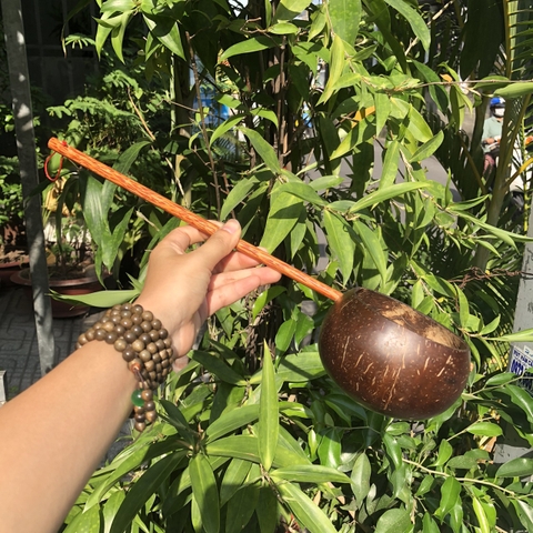 Gáo Múc Nước Cán Dài - Gáo Dừa Múc Nước mộc mạc