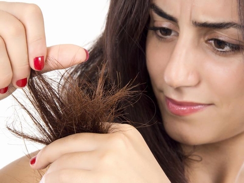 Bật mí 5 cách chăm sóc tóc chẻ ngọn dễ dàng và nhanh chóng